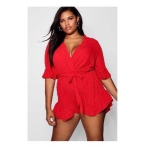 Boohoo Ruffle hem Playsuit/Romper